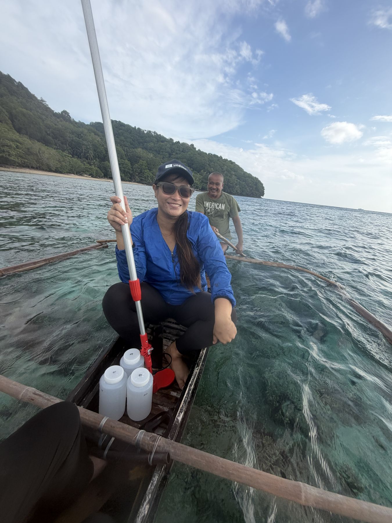Sampling in shallow waters at the Giant Clam Sanctuary under the expert seamanship of a Bantay Dagat. Camiguin Island, Philippines, September 2026.