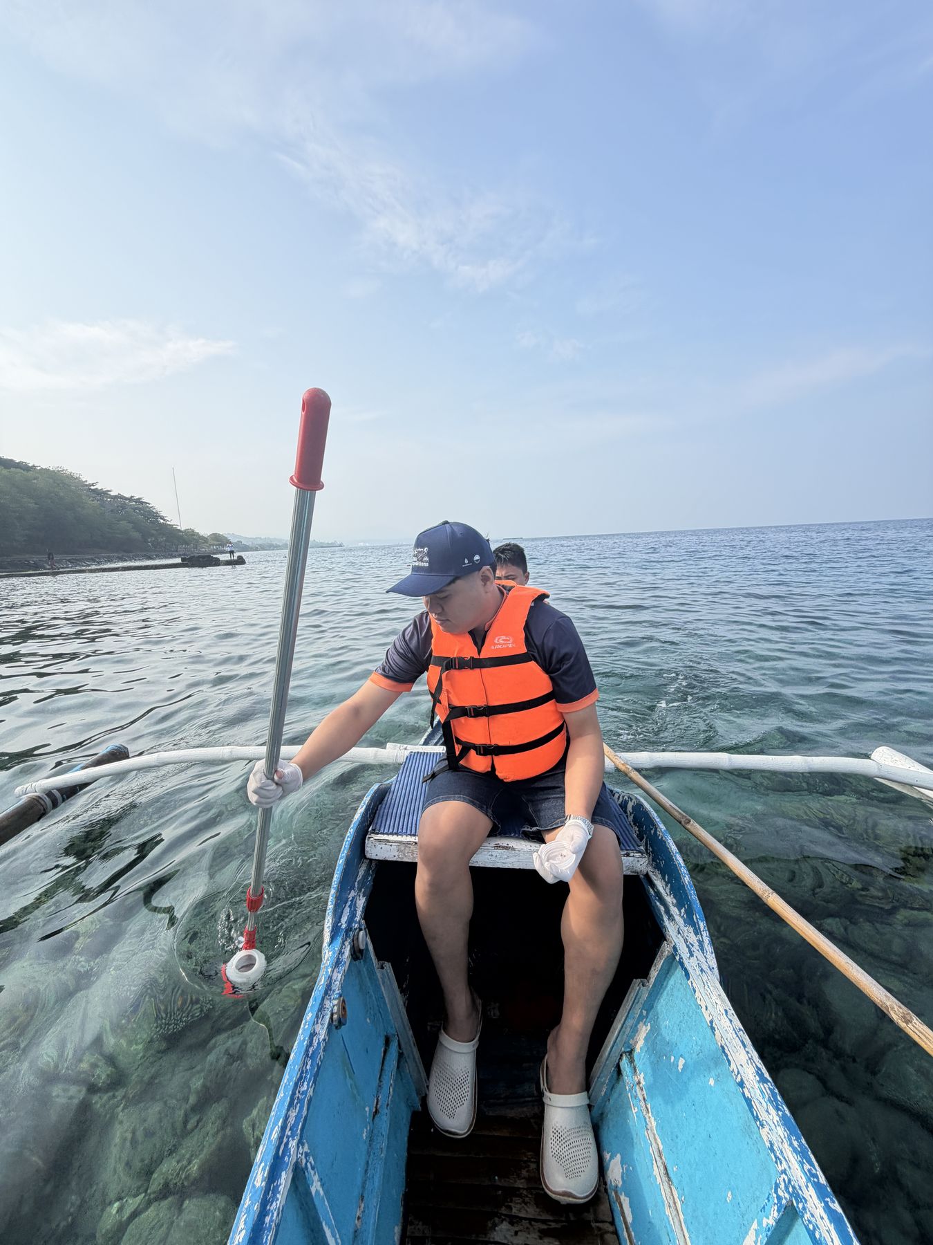 Water sampling off the coast of the Dalipuga Marine Protected Area. Iligan Bay, Philippines, September 2026.